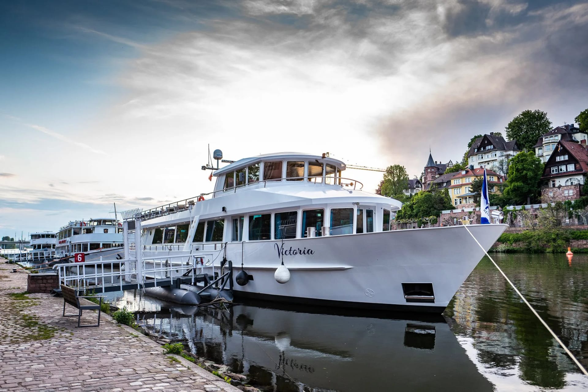 MS Victoria